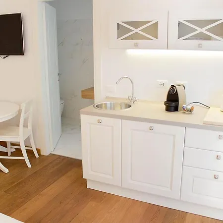 Affittacamere Residenza Cantore 2*